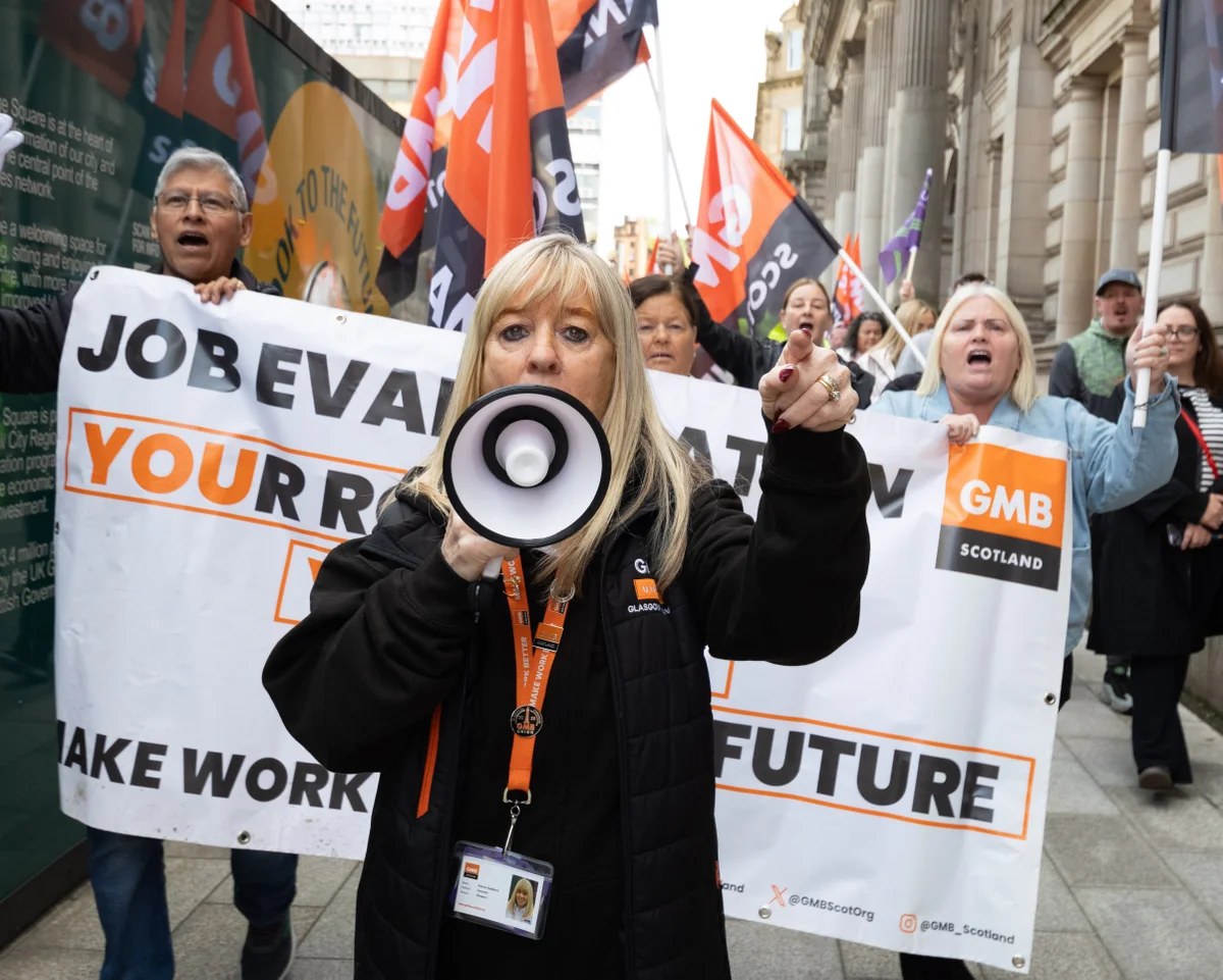Thousands of Glasgow council workers face pay cuts in one of UK’s biggest fire-and-rehire plans