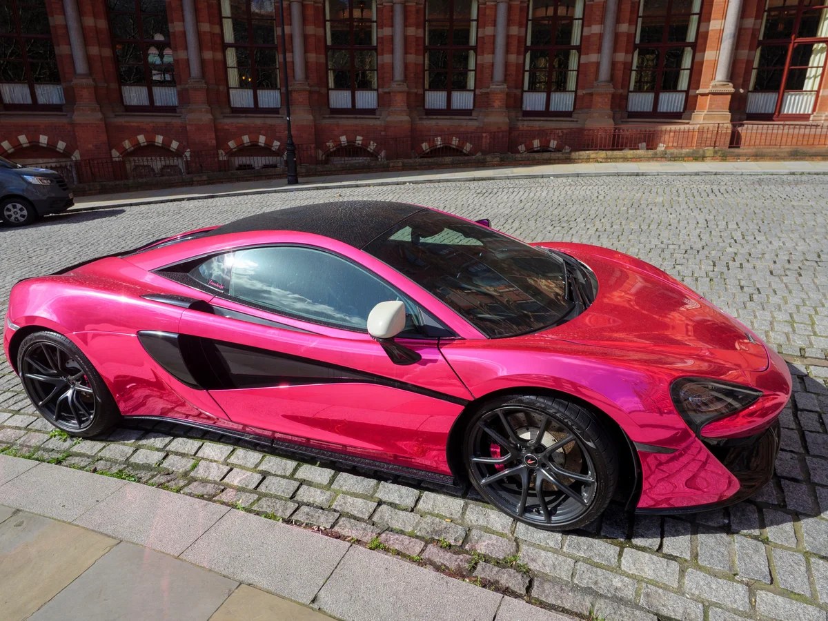 Supercar maker McLaren to create 1,000 UK jobs as part of £450m tech investment