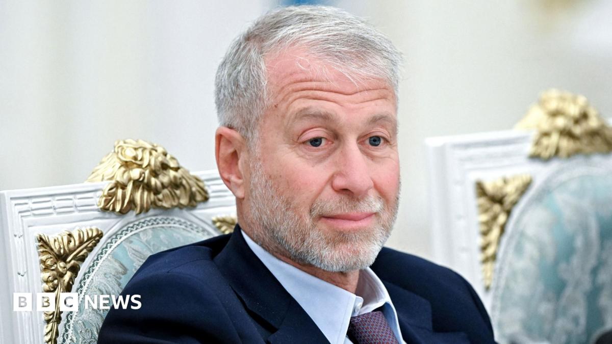 Documents falsified to evade tax on Abramovich's wealth, BBC finds